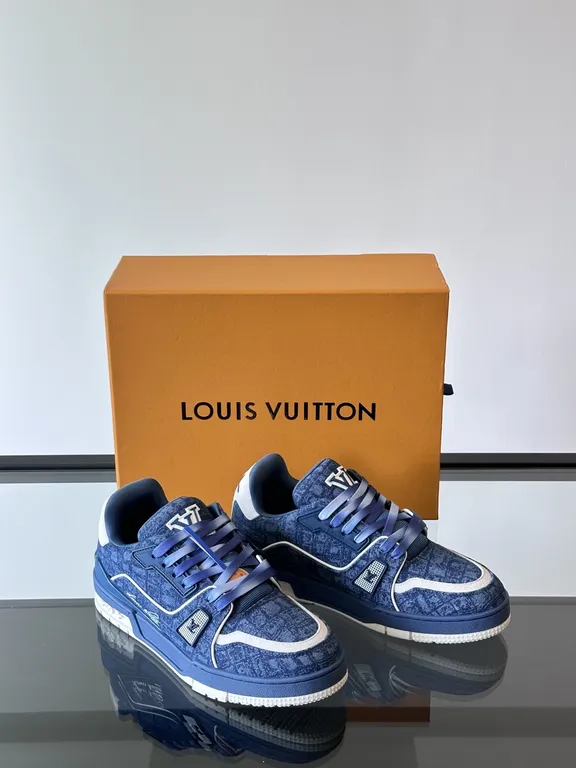 Louis Vuitton Shoe 